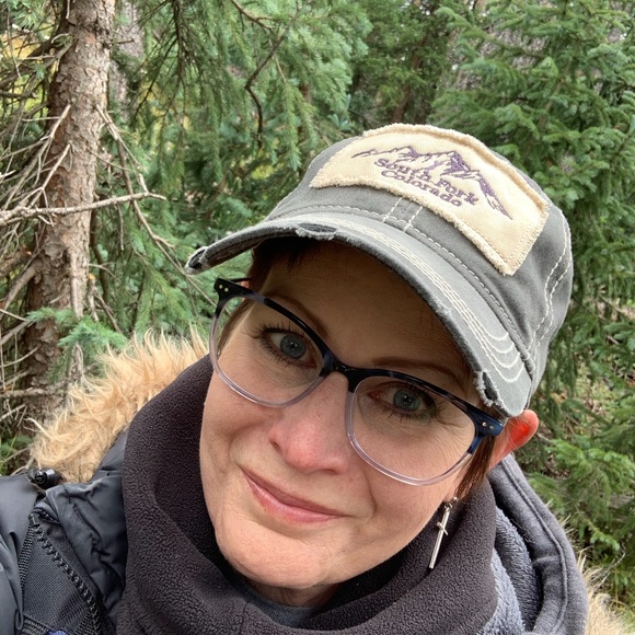 Meet your Posher, Sherri - Picture 2 of 6